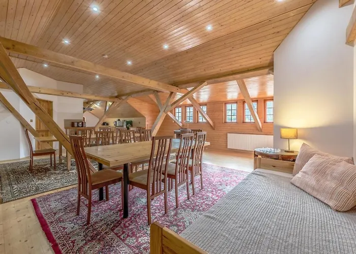Ξενοδοχείο με διαμερίσματα Medorhof & Events At Chalet Medor