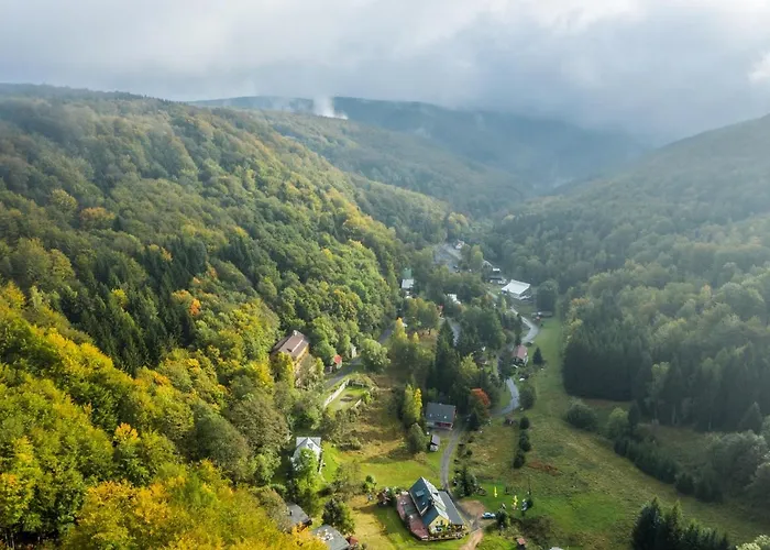 Ξενοδοχείο με διαμερίσματα Medorhof & Events At Chalet Medor *